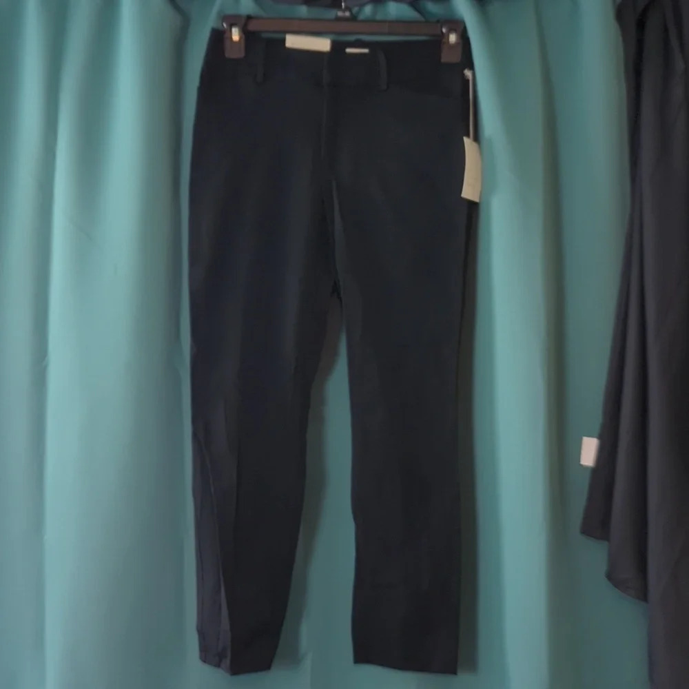 A New Day Pants, size 4,‎ Skinny Ankle. NWT